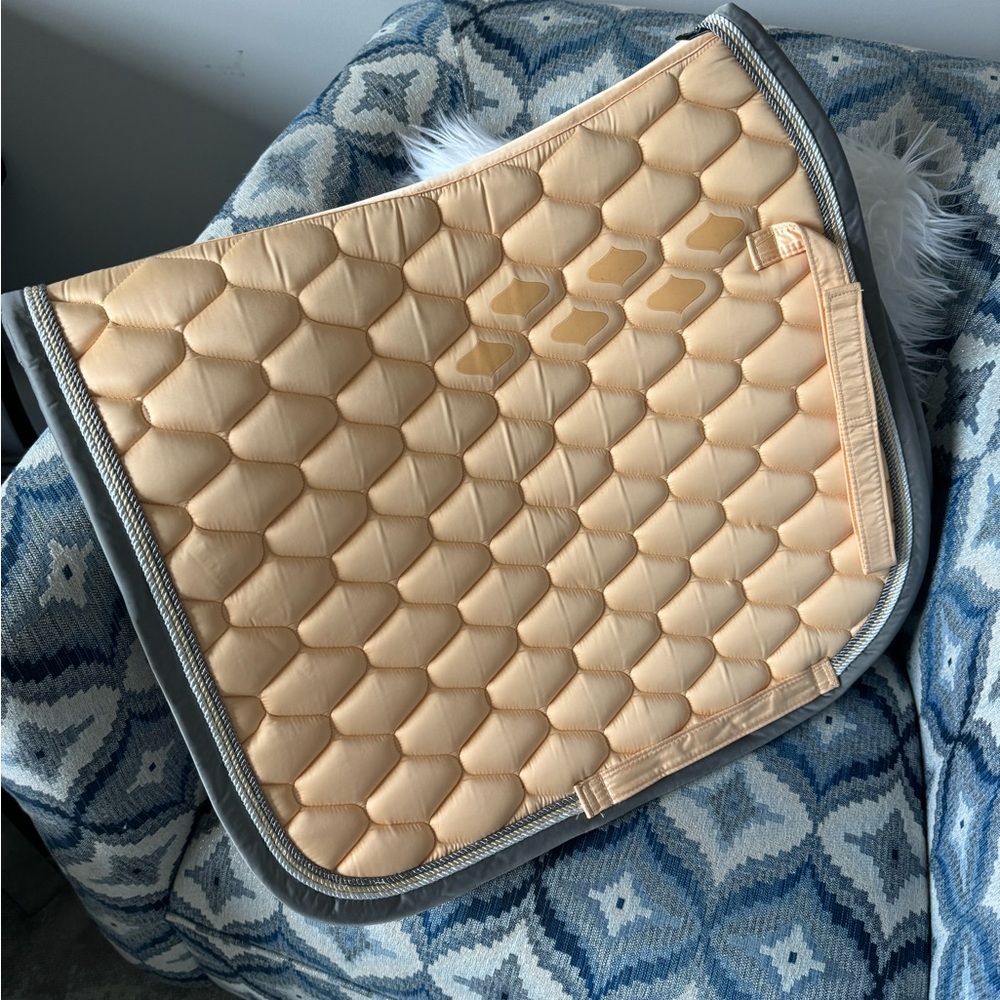 Eskadron Dressage Saddle Pad